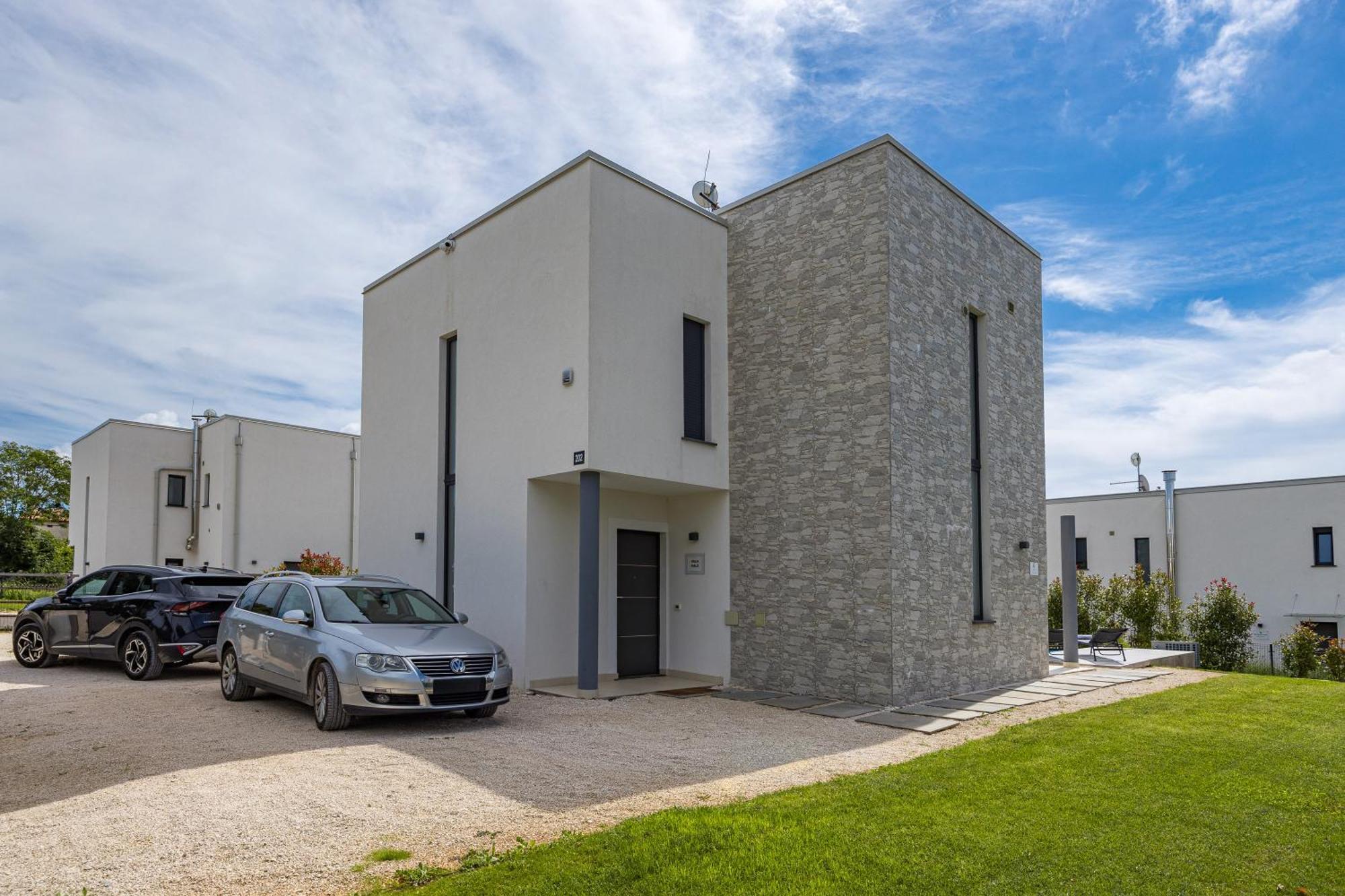 קרניצה Villa Kalu 1 מראה חיצוני תמונה
